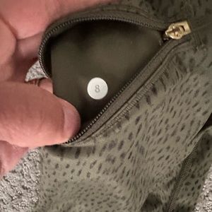Lululemon capri leggings size 8